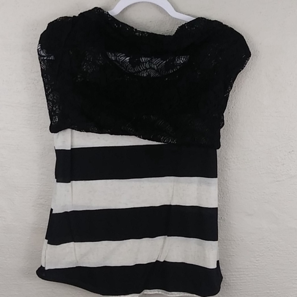 S.H.E Black Large Lace Sleeveless Tank Top - Picture 6 of 8